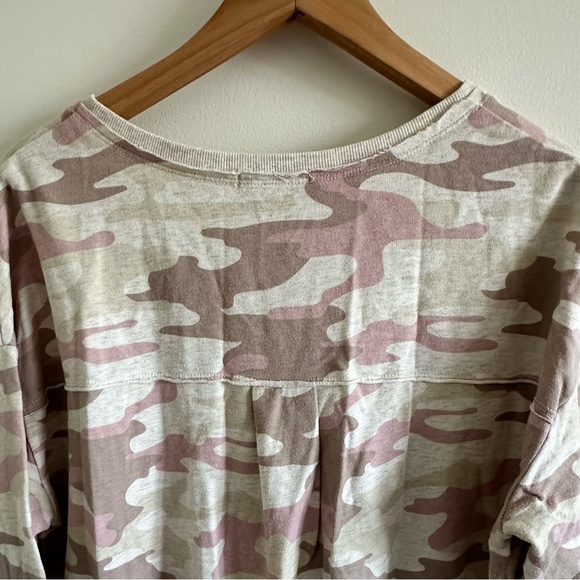 Vneck sweatshirt - Picture 4 of 6